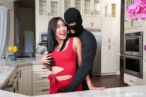 CPDE-998 Phiên bản đặc biệt thuộc tính mạnh nhất kỷ niệm 3 năm Konishi Mitsuri Kawagoe Yui